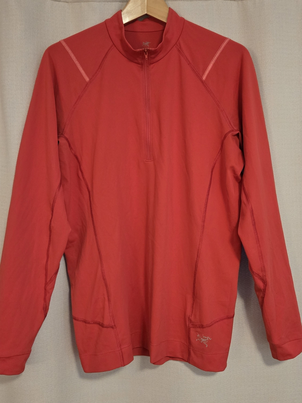 Arc'teryx Women's XL Coral Pink Quarter Zip Performance Pullover Running Hiking